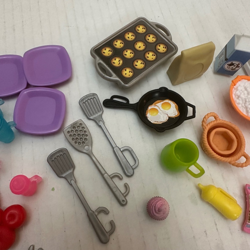 Barbie Kitchen Accessories Food Playset Cups Plates Utensils Cookware 40+ Pieces - Picture 3 of 6
